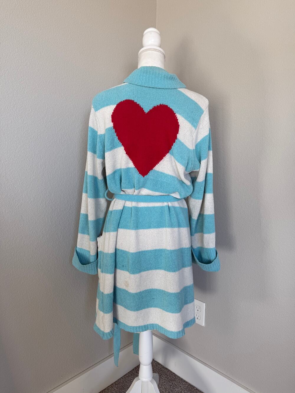 Betsey Johnson Robe Striped Heart